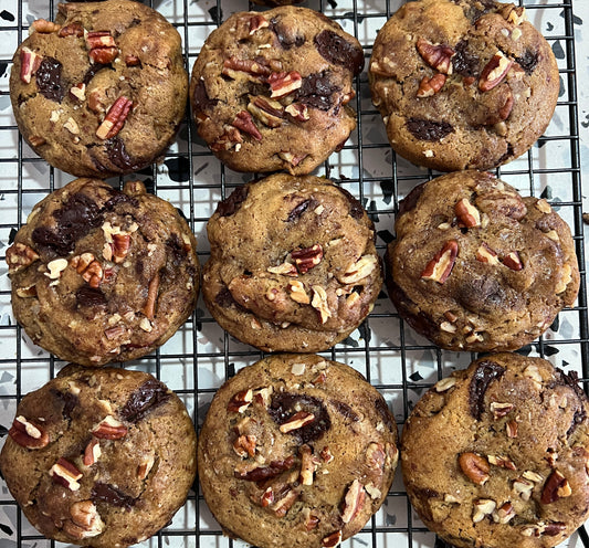 Pecan Dark Chocolate Cookie